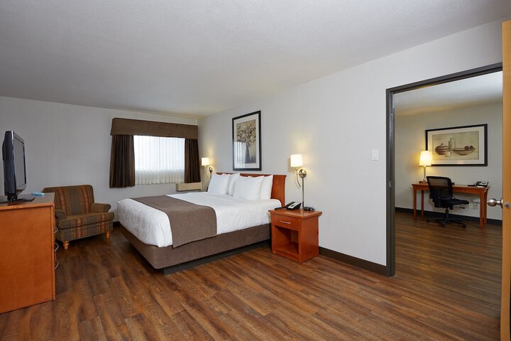 Room 10 of 46