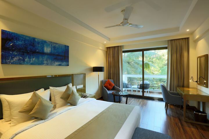 Room 10 of 52