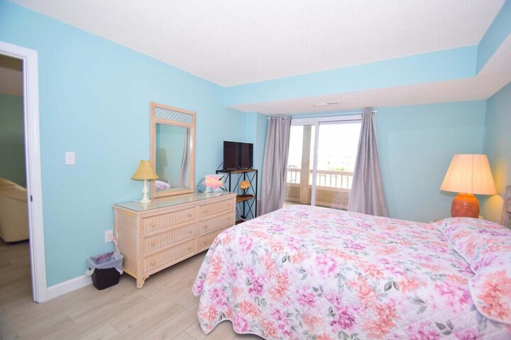 Room 3 of 17