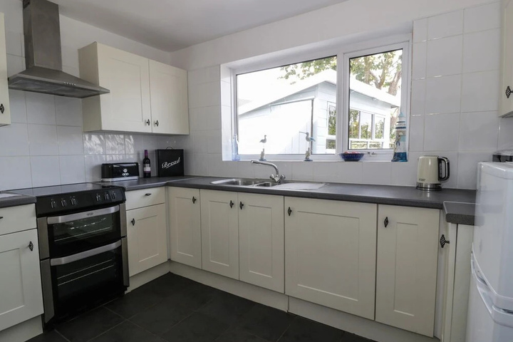 General 2 of 16