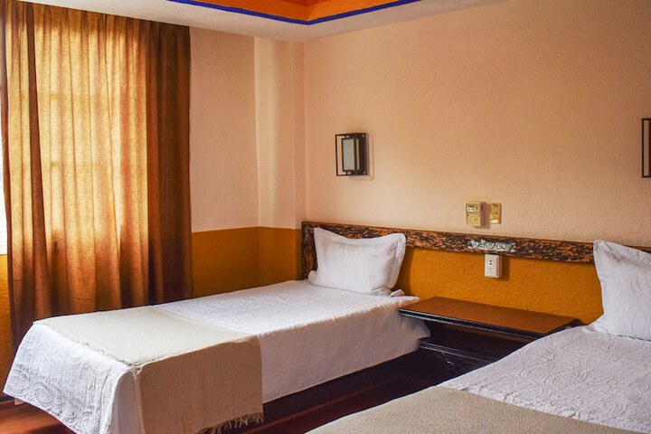 Room 28 of 57