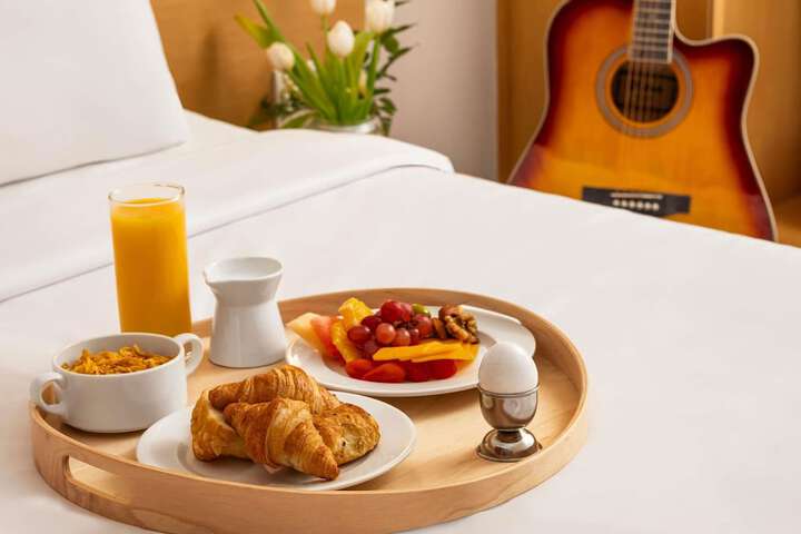 Breakfast/Coffee Service 56 of 95
