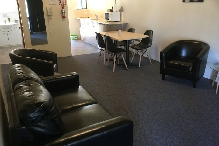 Room 2 of 58