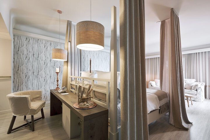 Room 47 of 184