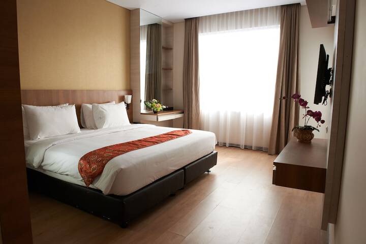 Room 13 of 64