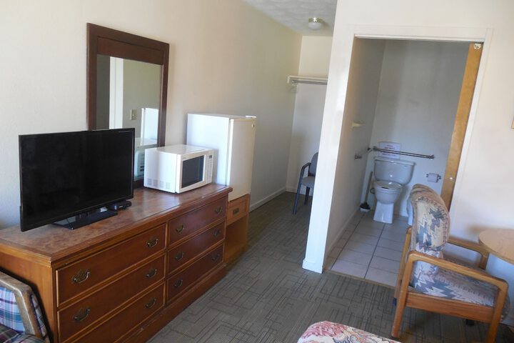 Room 15 of 35
