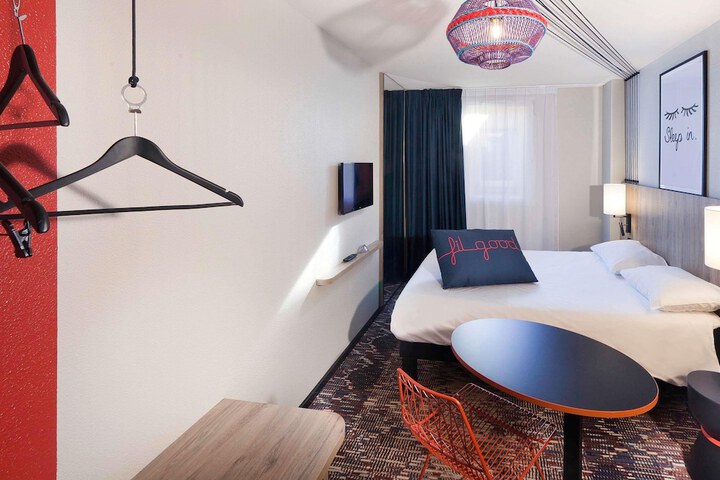 Room 20 of 89