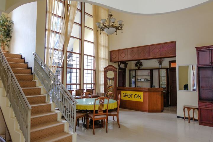 Hotel Interior 4 of 50