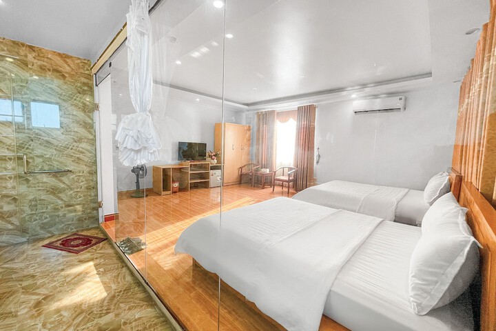 Room 15 of 71