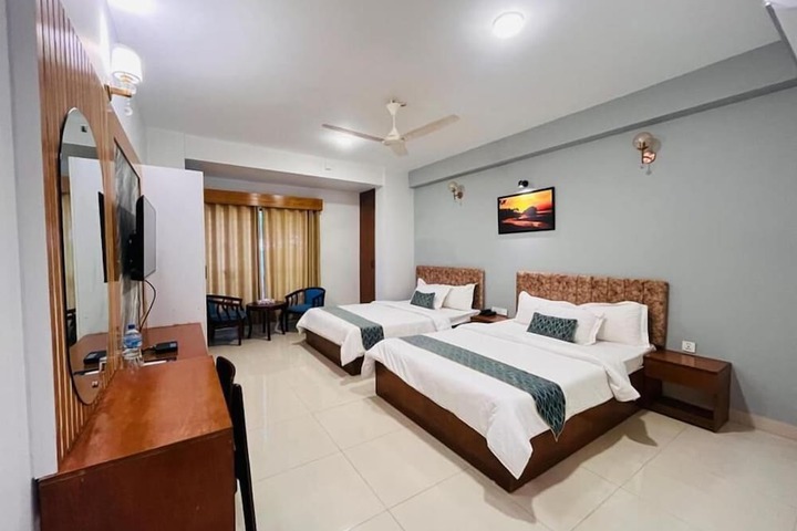Room 30 of 73
