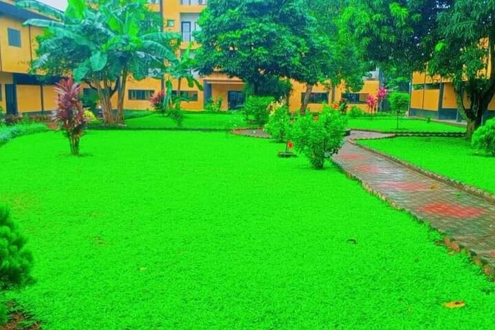 Property Grounds 16 of 16