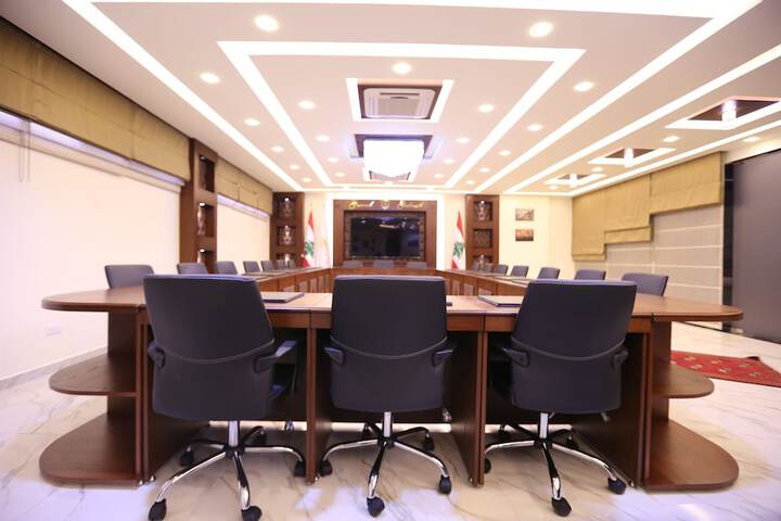 Business Center 56 of 60