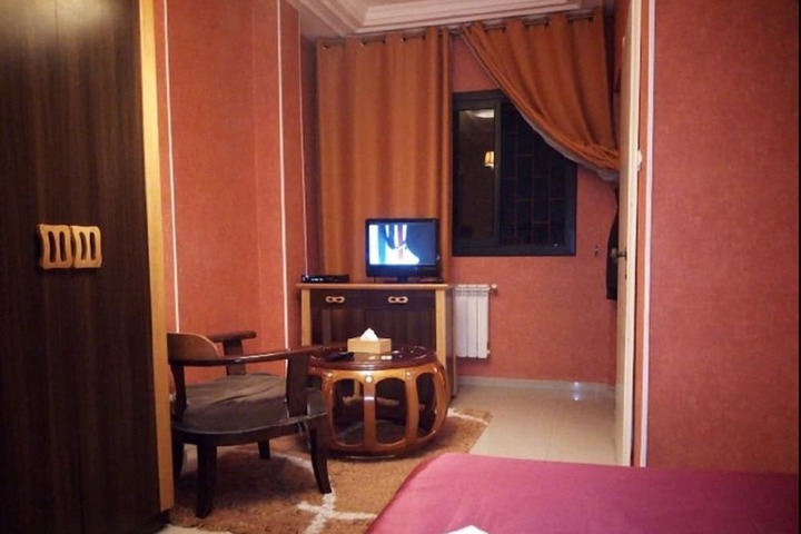 Room 18 of 31