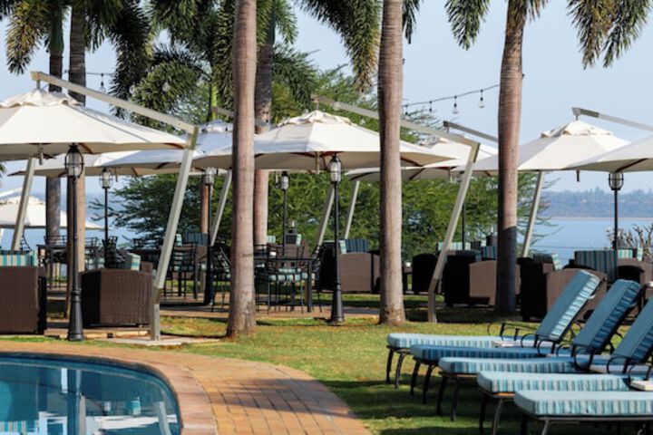 Sundeck 142 of 161