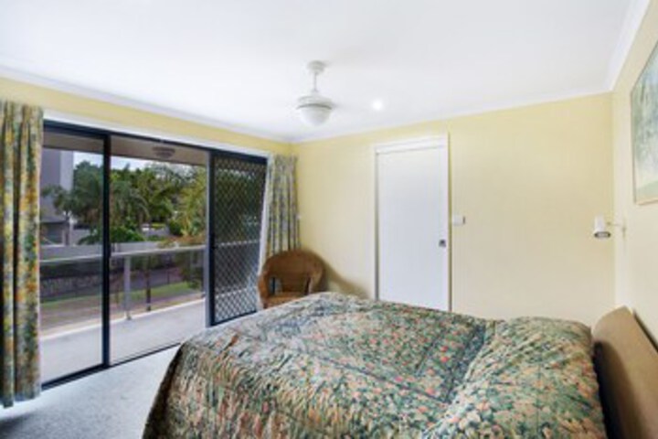 Room 16 of 18