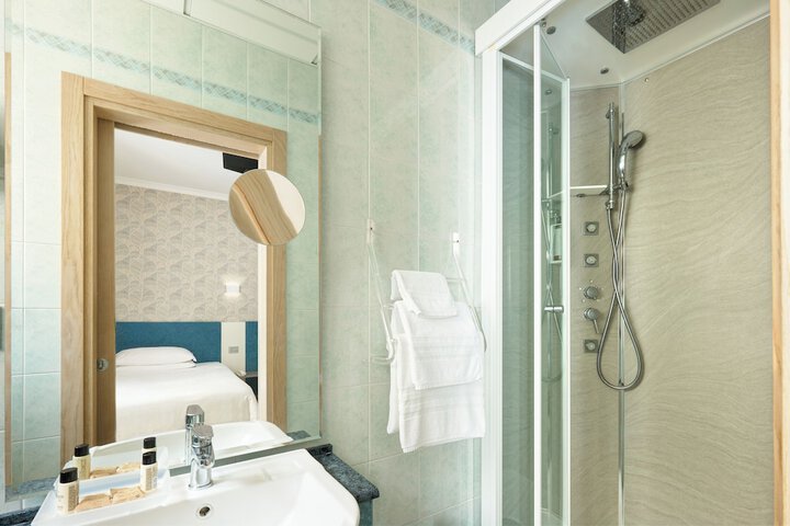 Bath Photo