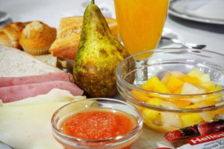 Breakfast area
