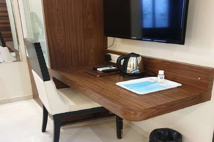 Room 14 of 35