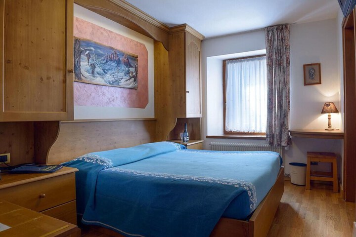Room 14 of 43