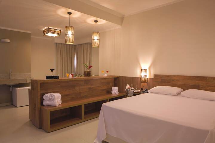 Room 14 of 76