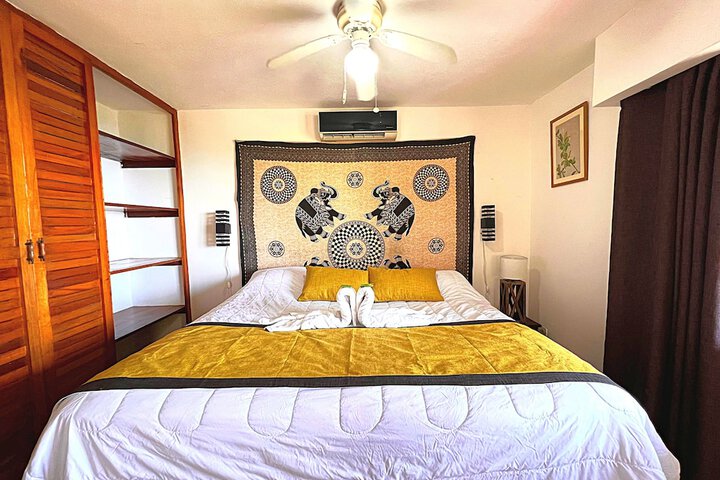 Room 36 of 80