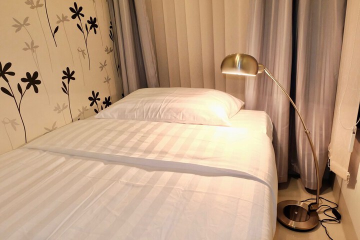Room 15 of 52