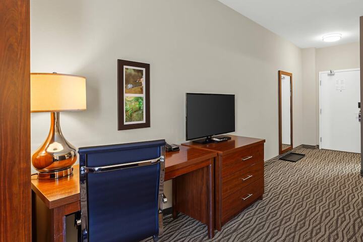 Room 19 of 62
