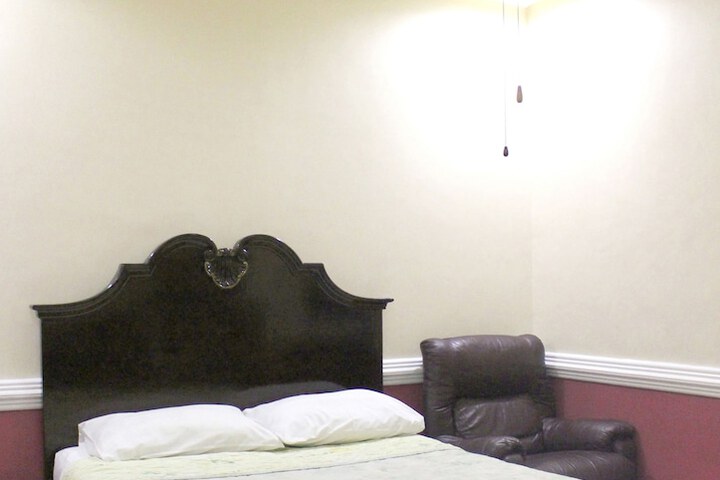 Room 10 of 58