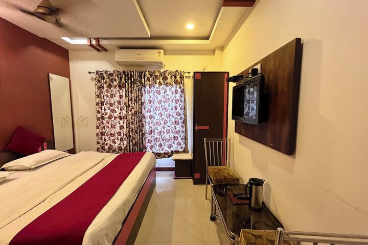 Room 8 of 24