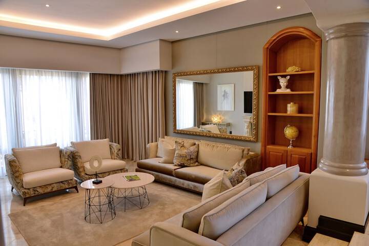 Room 25 of 73