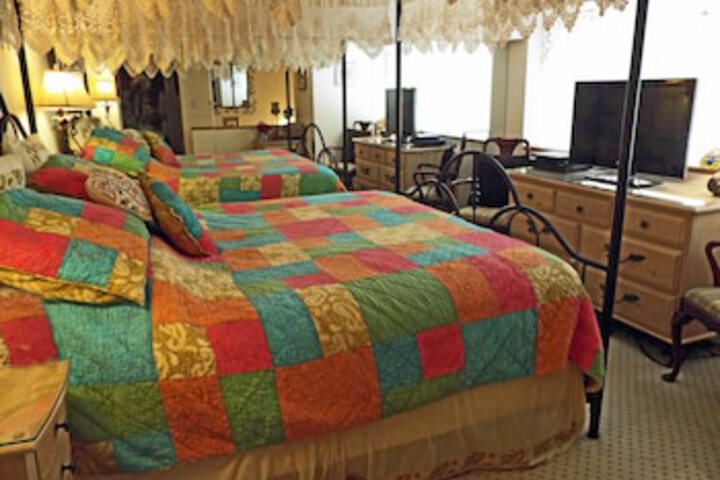 Room 46 of 237