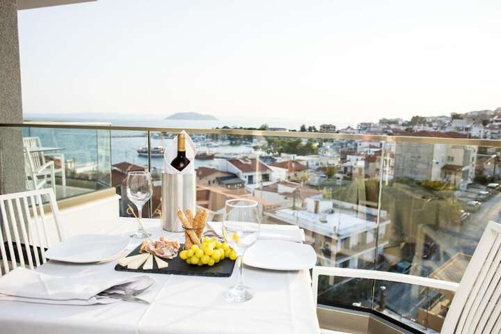 Terrace/Patio 65 of 82