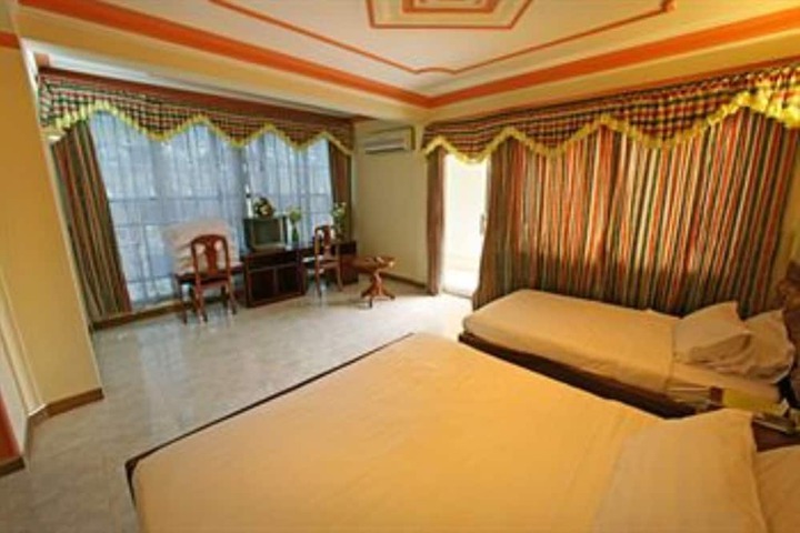 Room 7 of 20
