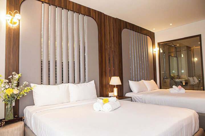 Room 26 of 63