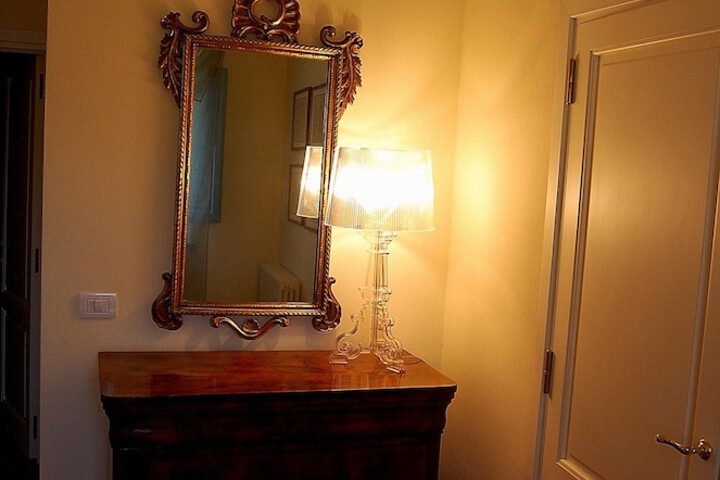 Room 34 of 141