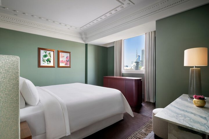 Room 33 of 101