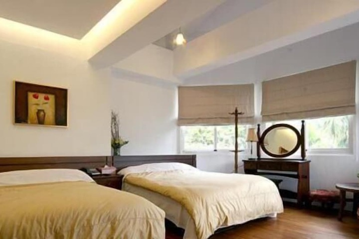 Room 16 of 63