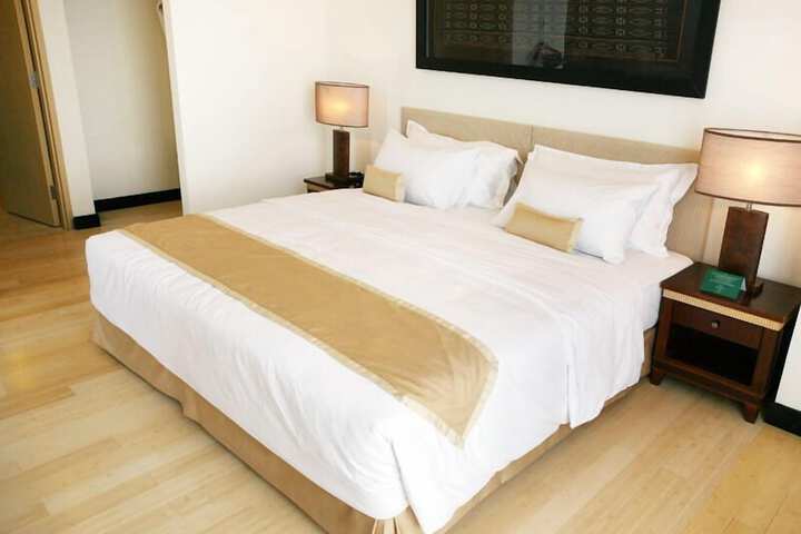 Room 12 of 43