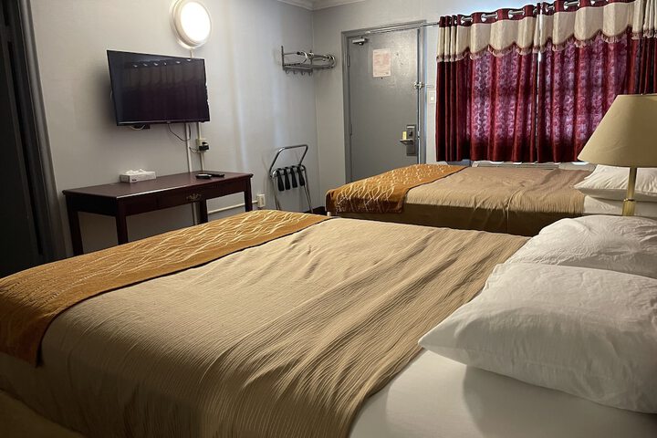 Room 15 of 39