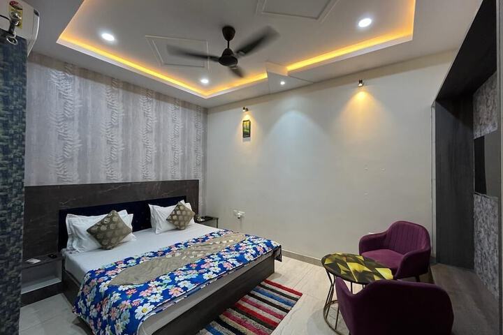 Room 14 of 29