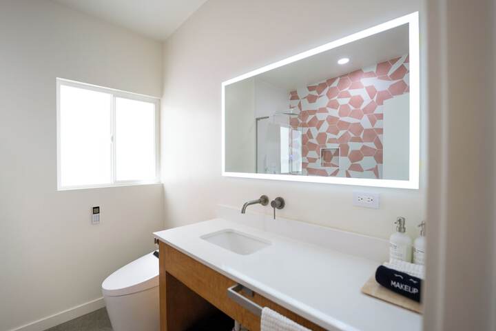 Room 44 of 68