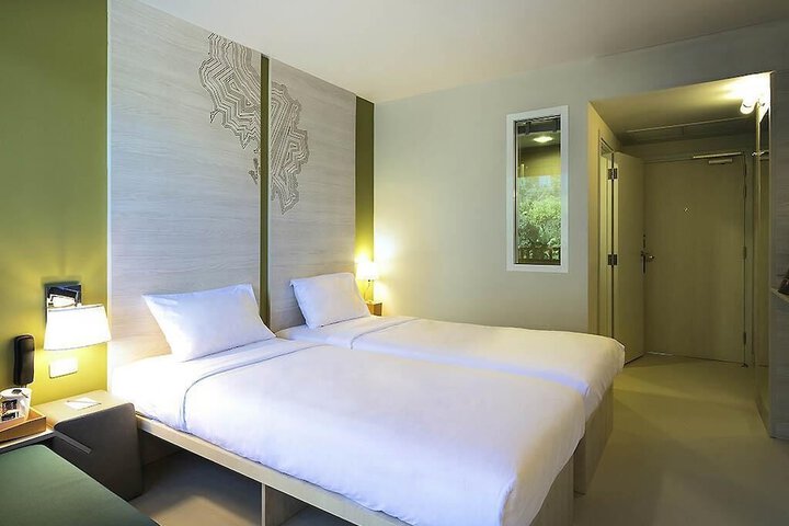 Room 15 of 55