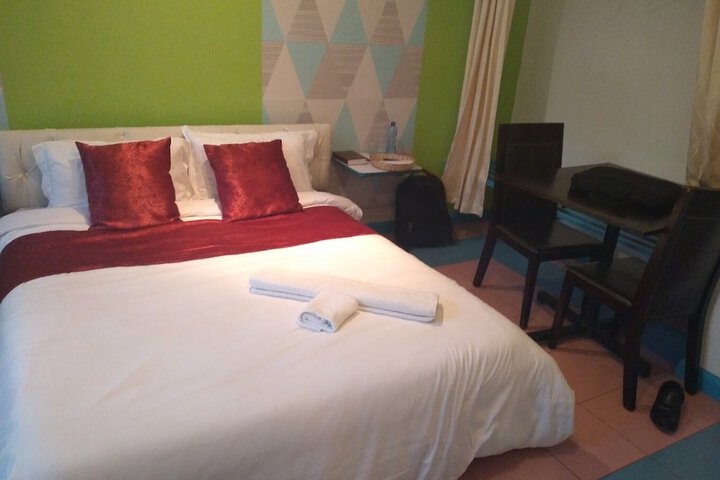 Room 16 of 39