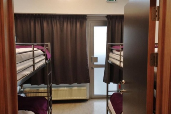 Room 275 of 276