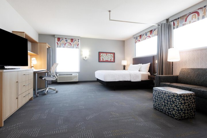 Room 16 of 31