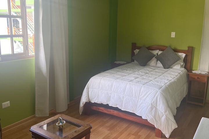 Room 5 of 63