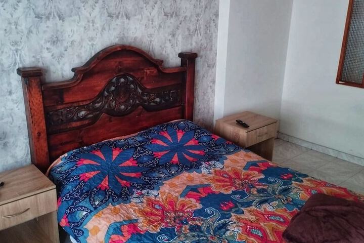 Room 2 of 20