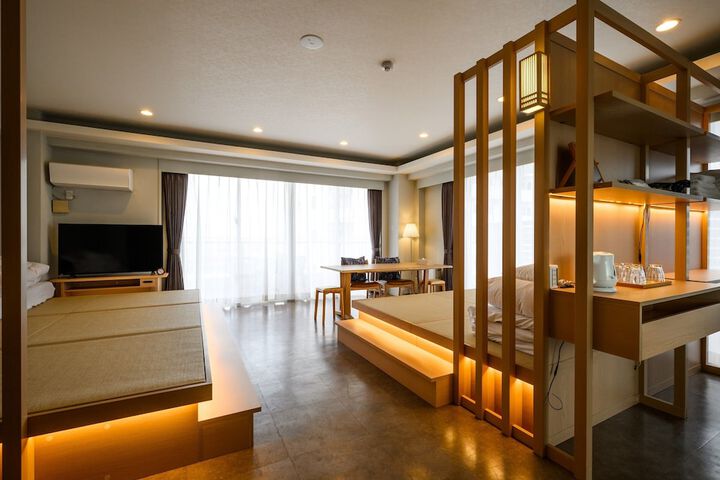 Room 7 of 40