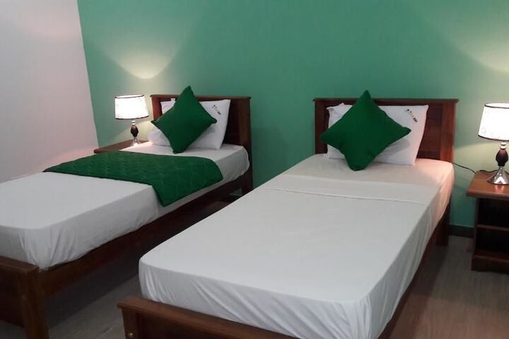 Room 6 of 44