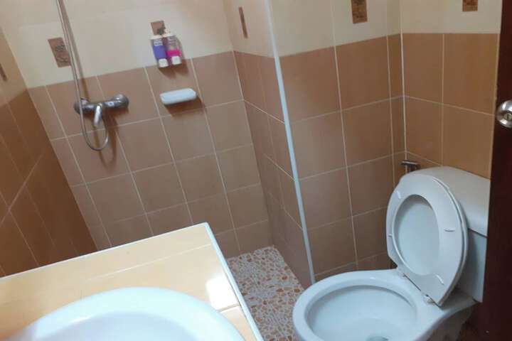 Room 19 of 29